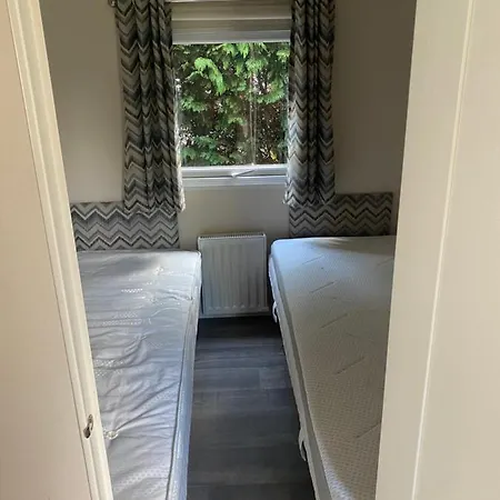 Mooi Op Rustig Park Chalet Ermelo