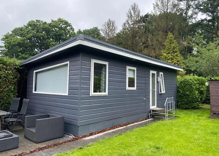 Chalet Mooi Op Rustig Park *
